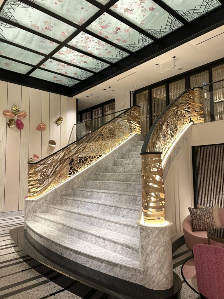 フォション階段